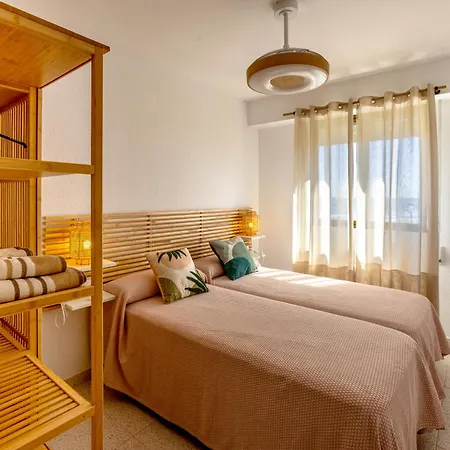 Vidamalu - Beachfront With Terrace * سويكا