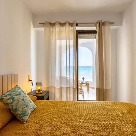 Vidamalu - Beachfront With Terrace شقة *